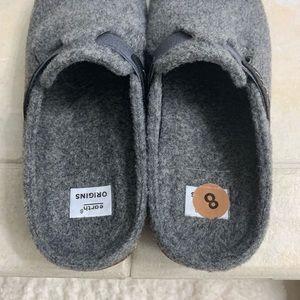 Earth origins sliders/ clogs. SOLD